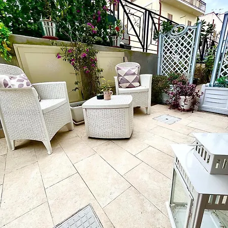 A Casucc Apartment *